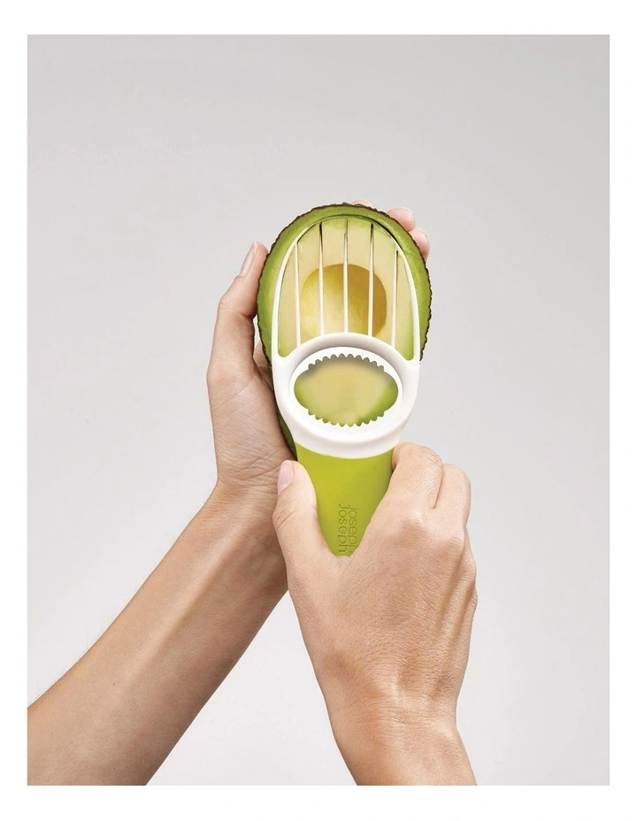 Joseph Joseph GoAvocado 3 In 1 Avocado Slicer Tool White/Green 6 Joseph Joseph GoAvocado 3 In 1 Avocado Slicer Tool White/Green - Image 4