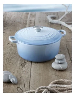 Le Creuset Signature 24cm Cast Iron Round Casserole Blue -Furniture Series Store 709889410 2 720x928