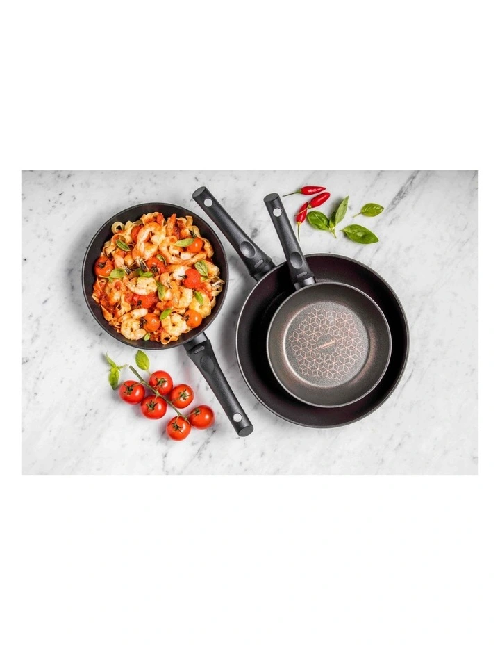 Per Salute Nonstick Induction Skillet Triple Pack 20/24/28cm Black 4 Per Salute Nonstick Induction Skillet Triple Pack 20/24/28cm Black - Image 2