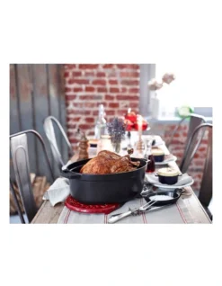 Staub 31cm/5.5L Oval Cocotte Black -Furniture Series Store 734906260 3 720x928