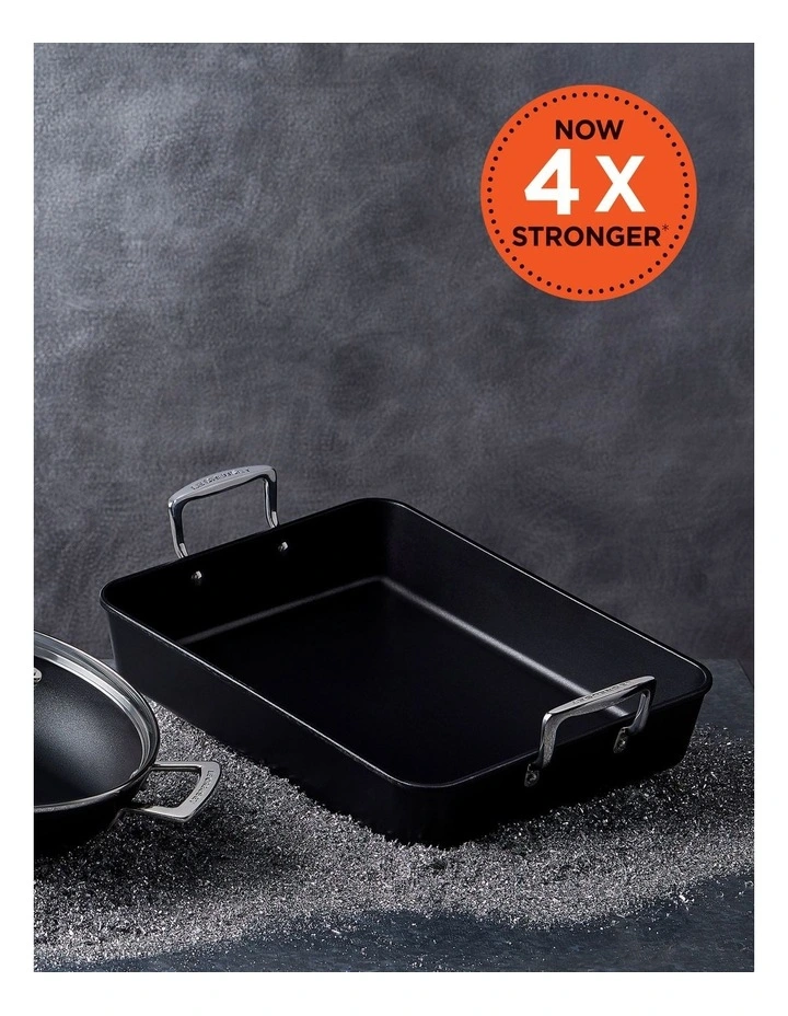 Le Creuset TNS 35cm Roaster 4 Le Creuset TNS 35cm Roaster - Image 2