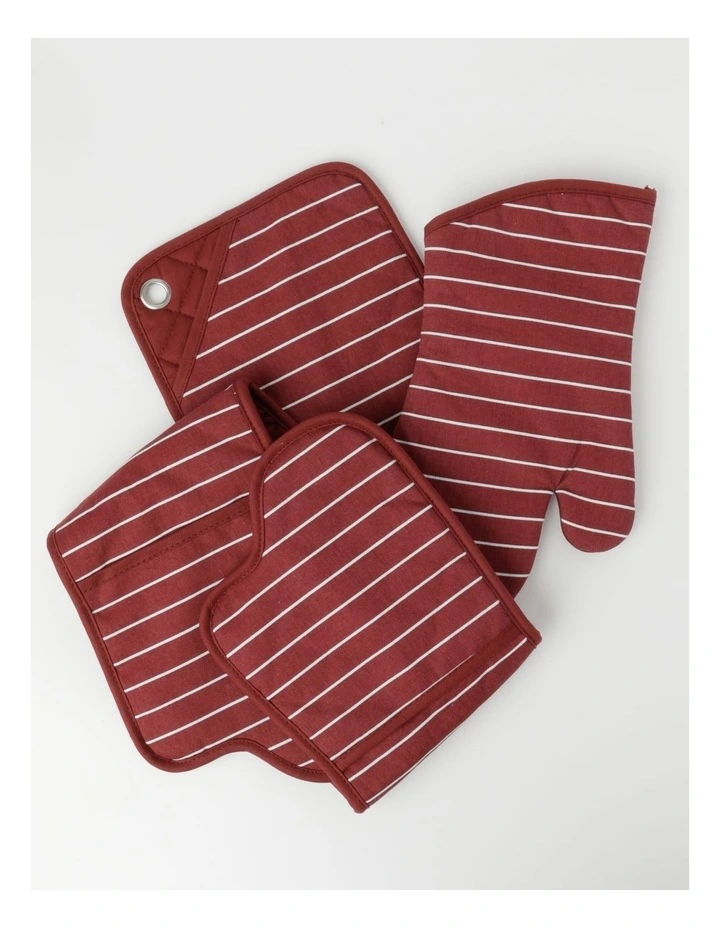 Kitchen Chefs Gloves, Mitt, Pot Holder Gift Set 4 Kitchen Chefs Gloves, Mitt, Pot Holder Gift Set - Image 2