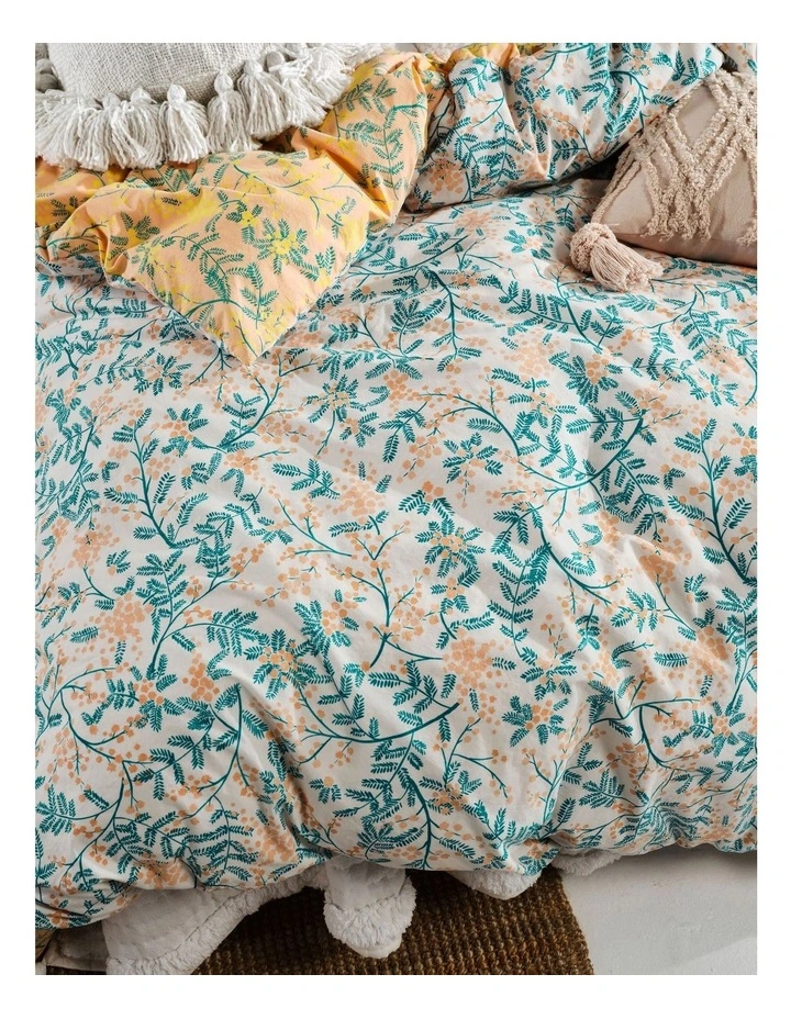 Linen House Bindi Quilt Cover Set Peach 6 Linen House Bindi Quilt Cover Set Peach - Image 4