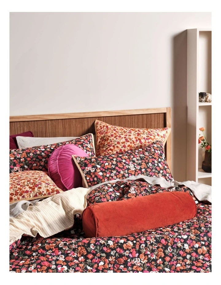 Linen House Faye Quilt Cover Set 4 Linen House Faye Quilt Cover Set - Image 2