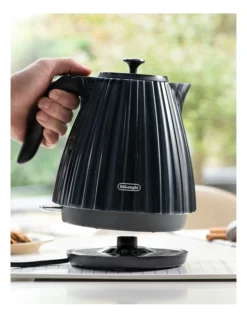 DeLonghi Ballerina Kettle Furnace Black KBD2001BK -Furniture Series Store 851103820 6 720x928