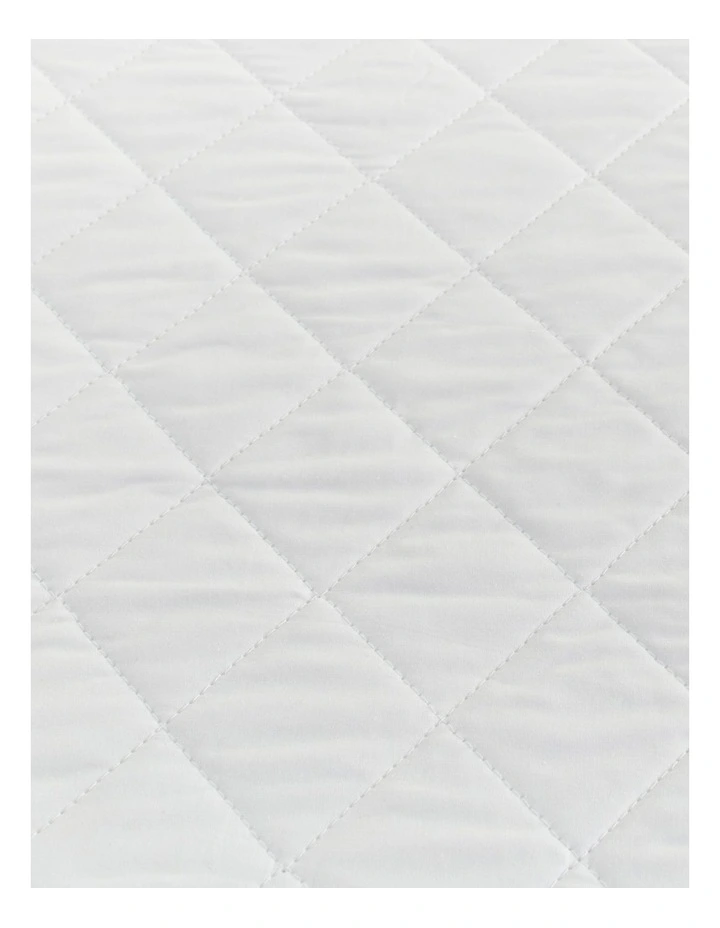 Kids Cotton Quilted Waterproof Fitted Cot Mattress Protector 6 Kids Cotton Quilted Waterproof Fitted Cot Mattress Protector - Image 4