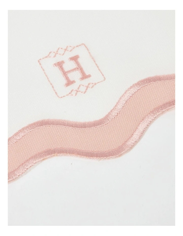 Heritage Florence Scalloped Edge Pink And White Napkins Set Of 4 In Pink/White 4 Heritage Florence Scalloped Edge Pink And White Napkins Set Of 4 In Pink/White - Image 2